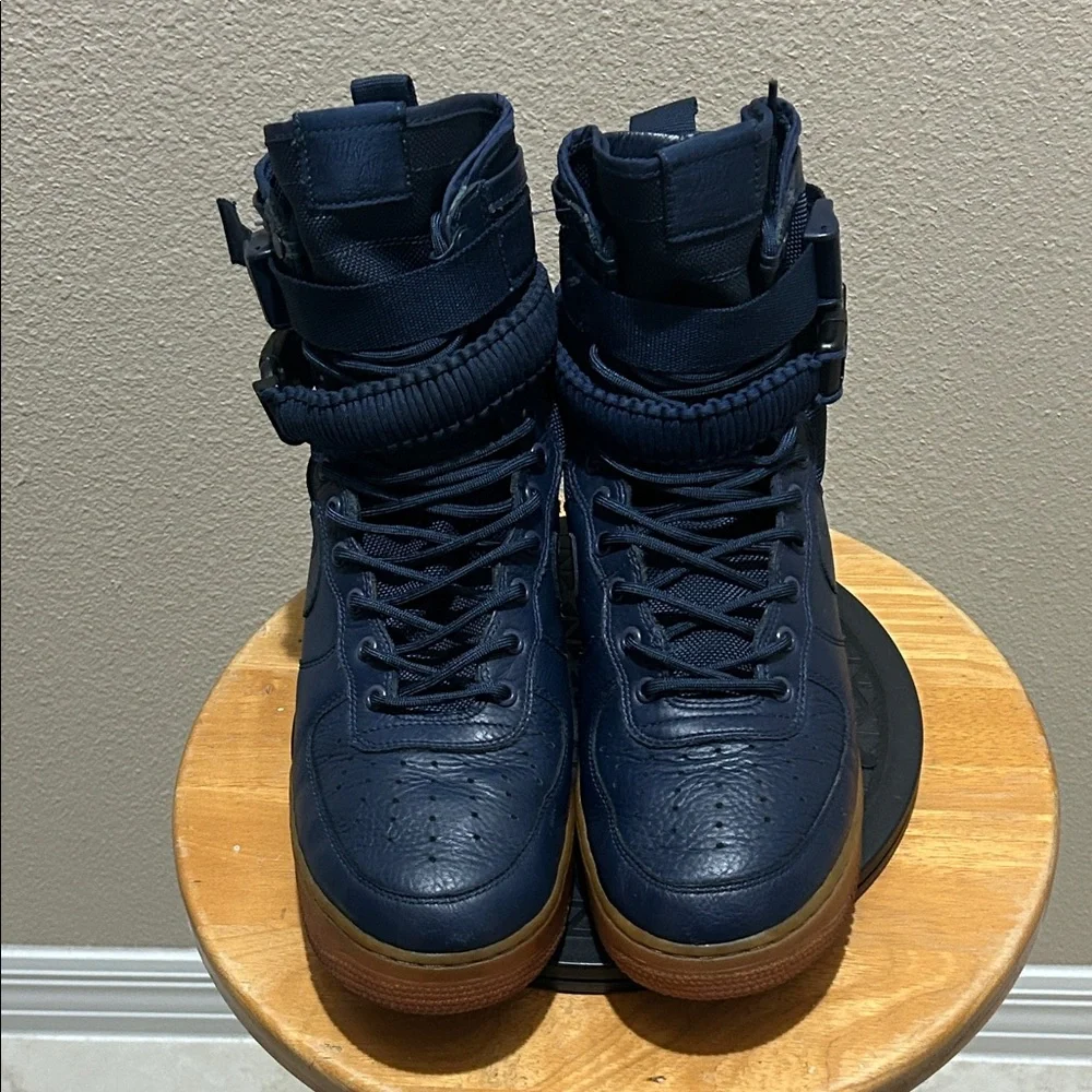 Nike SF Air Force 1 High Navy Gum 864024-400 - Picture 3 of 6